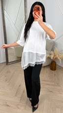 T-Shirt Top met Satijnen Onderlaag en Kant