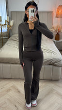 2-Delige Sportset met Rits & Flared Legging – Stretch Techmateriaal