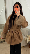 Wrap Coat met Faux Fur Manchetten