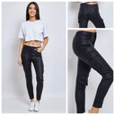 Hochwertige schwarze Cargohose in Lederoptik 77261-1