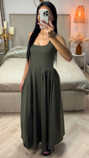 Aansluitende Mouwloze Zomerjurk met Vormende Snit