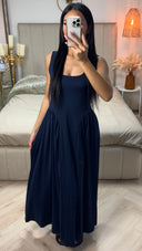 Aansluitende Mouwloze Zomerjurk met Vormende Snit