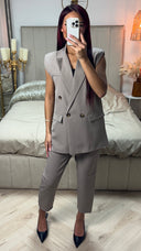 Essential Sleeveless Blazer Set