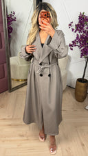 Lange trenchcoat met ceintuur