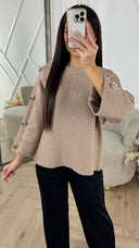 Luxe Knit Top met Gouden Knopen op de Mouwen