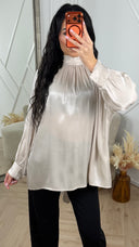 Satijnen Blouse met Hoge Hals en Strikdetail