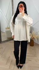 Satijnen Blouse met Hoge Hals en Strikdetail