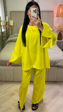 Satijnen Set met Wijde Mouwen en Afgewerkte Zoomranden