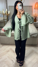 Top van Crinkle Polyester met Strikdetails en Wijde Mouwen