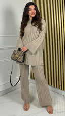 PRE ORDER Knitted Wide-Leg Set met Lange Top & Wijde Mouwen 23535 WORDT 06-11 VERZONDEN