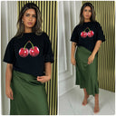 Mis het goedkope oversized cherry t-shirt niet. Ontdek prachtige kleding voor vrouwen in Rotterdam.