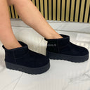 Famous Short Platform Boots 8373
