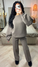 PRE ORDER Thick Jogging Set Seam Detail WORDT 10-11 VERZONDEN