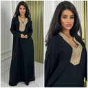 Maxikleid mit V-Ausschnitt und goldener Stickerei M5177