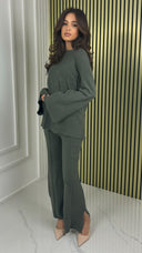 Basic Set Mid Line Stripe Split Details