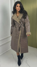 Jacke in Kunstpelz-Lederoptik mit Bindegürtel