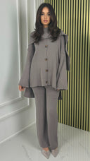 Knitwear 5 button Set Integrated Shawl