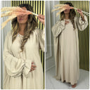 Koop trendy stijl oversized jurk met ruchesmouwen. Koop je trendy meisjes kleding in Rotterdam.