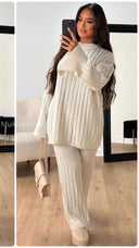 PRE ORDER Knitted Wide-Leg Set met Lange Top & Wijde Mouwen 23535 WORDT 06-11 VERZONDEN