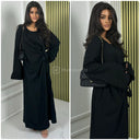 Einteiliges Wickelkleid mit Bindegürtel und komplett bedecktem Basic-Kleid