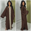 Übergroßes Abaya-Kleid mit goldener Stickerei in der Mitte
