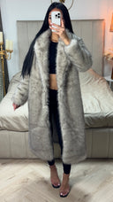Oversized Thick Maxi Faux Fur Coat Pockets