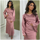 Maxikleid mit weiten Ärmeln und Bindegürtel aus Satin