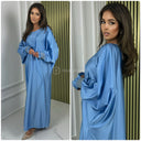 Abaya aus Satin mit glänzenden Ärmeln und Rüschen
