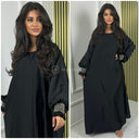 Abaya aus Satin mit glänzenden Ärmeln und Rüschen