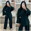 Strickjacke mit Schlitzärmeln, Bindegürtel und dickem geripptem Cord-Set