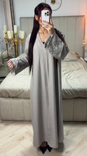 V Neck Abaya Flower Embroidery Detail