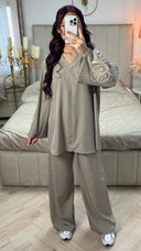 V Neck Set Embroidery Sleeves