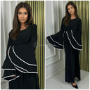 Weißes, gestreiftes Kleid mit mehrlagigen Ärmeln und Bindegürtel