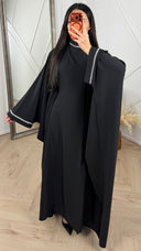 Abaya met strassdetails en cape mouwen