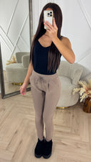 Comfy Stretch Broek met Koordsluiting 371