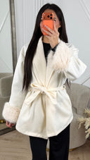 Wrap Coat met Faux Fur Manchetten