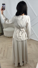 Elegante Two-Piece Set met Flared Mouwen en Maxi Rok