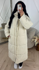 Lange Puffer Jas met Hoge Kraag