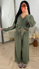 Luchtige Tweedelige Set met Oversized Blouse en Wijde Broek 1280