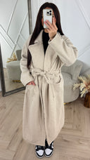 Luxe Bouclé Maxi Coat met Ceintuur