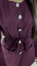 Luxe Two-Piece Set met Gouden Knopen & Ceintuur