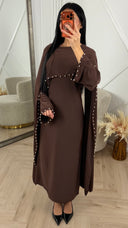 Maxi Jurk met Cape-Effect en Parel Details