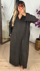 Maxi Jurk met V-hals en Knoopdetails