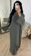 Minimal Maxi Jurk met Wijde Mouwen