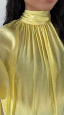 Satijnen Blouse met Hoge Hals en Strikdetail