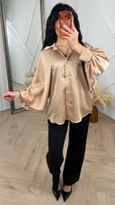 Satijnen Blouse met Pofmouwen en Knoopsluiting