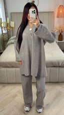 Linnenlook Oversized  Set Double Golden Button Detail