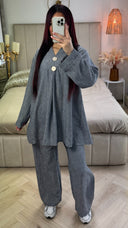 Linnenlook Oversized  Set Double Golden Button Detail