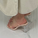 Selecteer uit de goedkope optie van beige glazen hakken. Ontdek instyle kleding voor dames in Rotterdam.