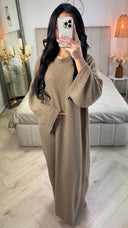 Mis de afgeprijsde oversized teddy jurk niet. Ontdek glamoureuze kleding voor dames in Rotterdam.